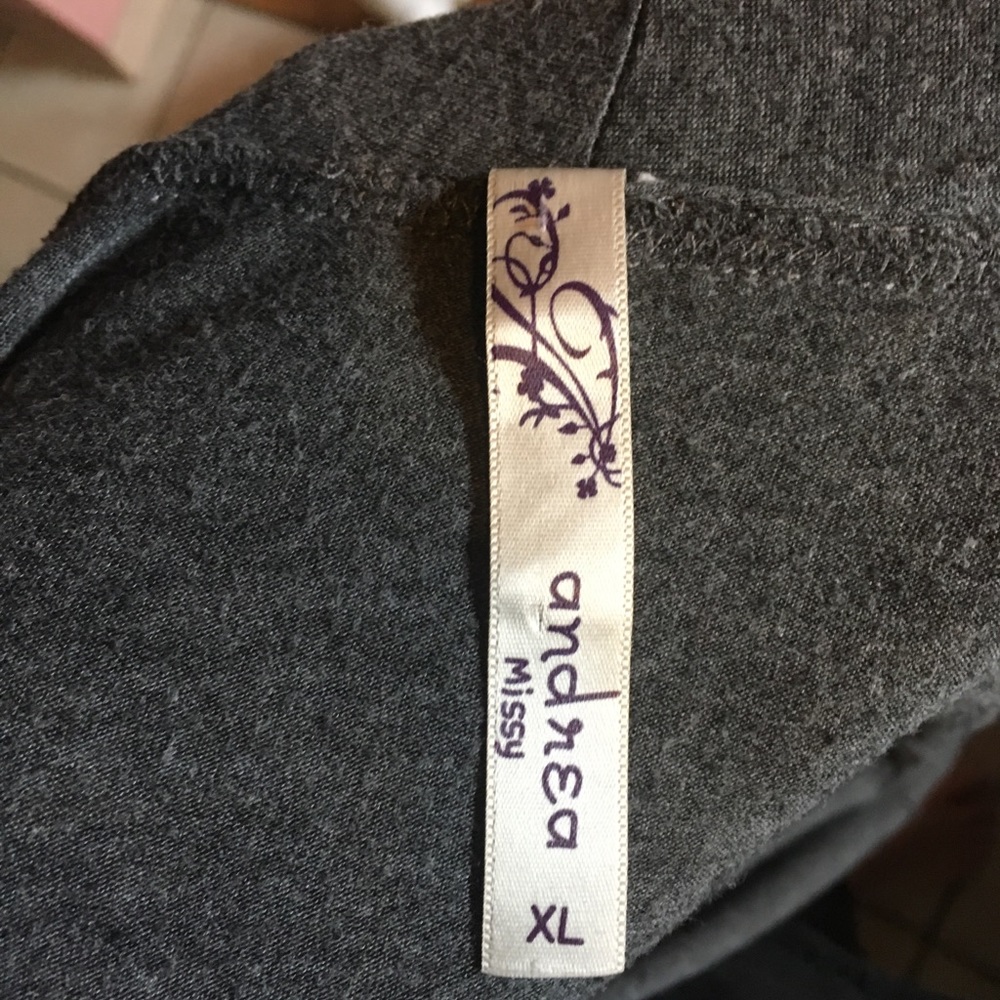 Gray jacket - Picture 4 of 4